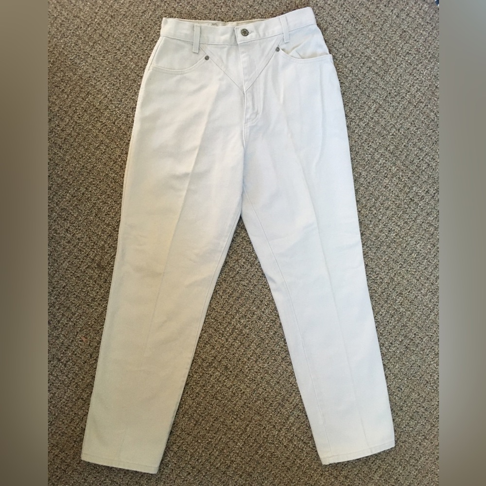 High Rise off white Ozark jeans. Rockies style